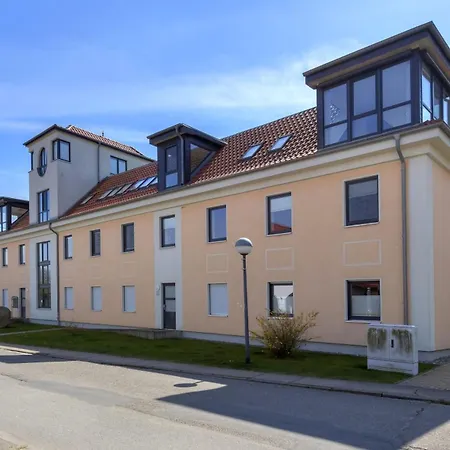 Peenemuende, Seglerhafen_sb_trimaran 4 We شقة